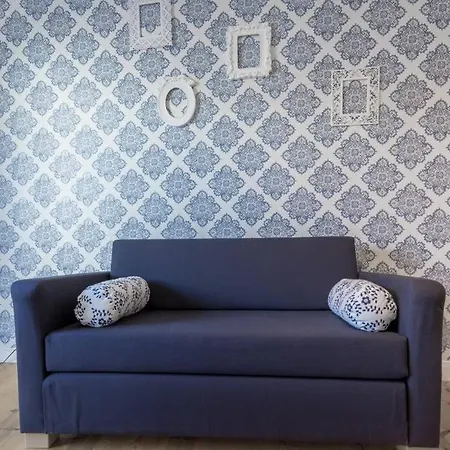 아파트 Typical Portuguese Tiles